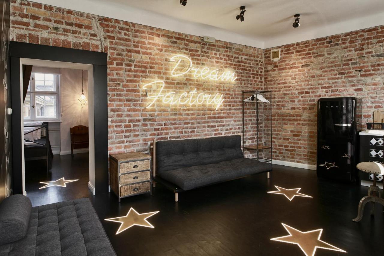 Dream Factory Apartment Варшава Екстериор снимка